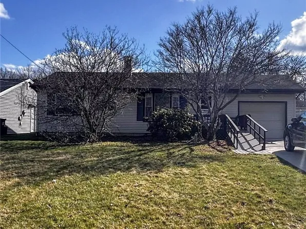 1720 Laurie Dr, Youngstown, OH 44511