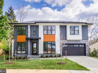 125 Casmar St SE, Vienna, VA 22180