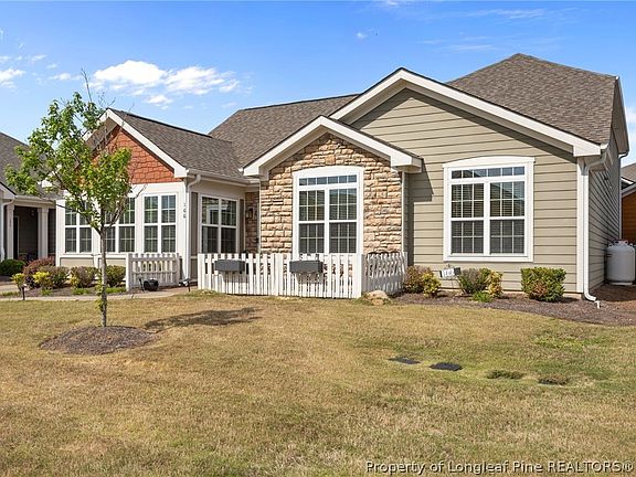3rd image of 166 Nandina Ct