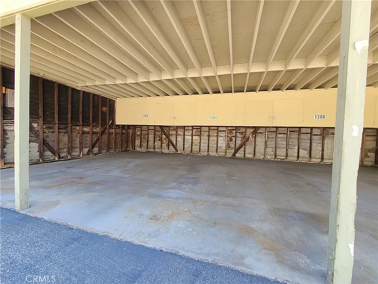 1304 E Central Ave — Photo 20