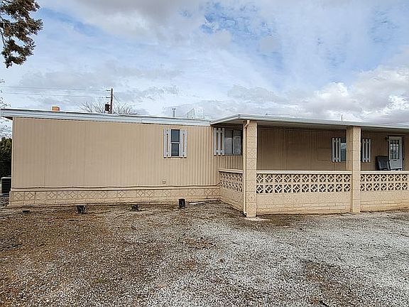 3rd image of 1365 E Potter Ave
