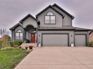 1501 Drury Cir, Raymore, MO 64083