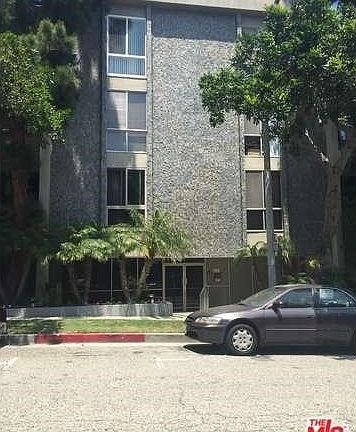 2nd image of 5625 Windsor Way Unit 212