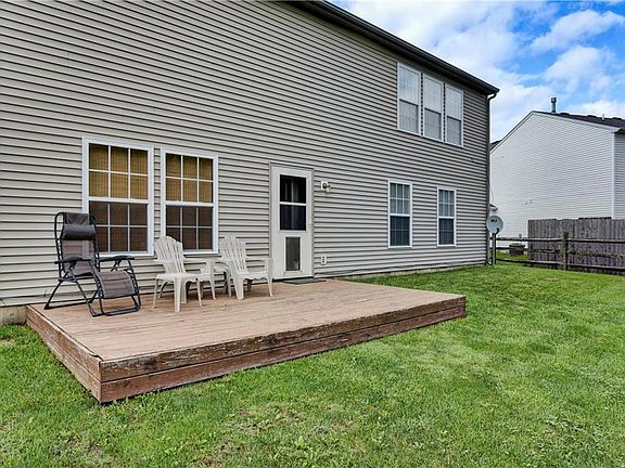 4th image of 10867 Emery Dr