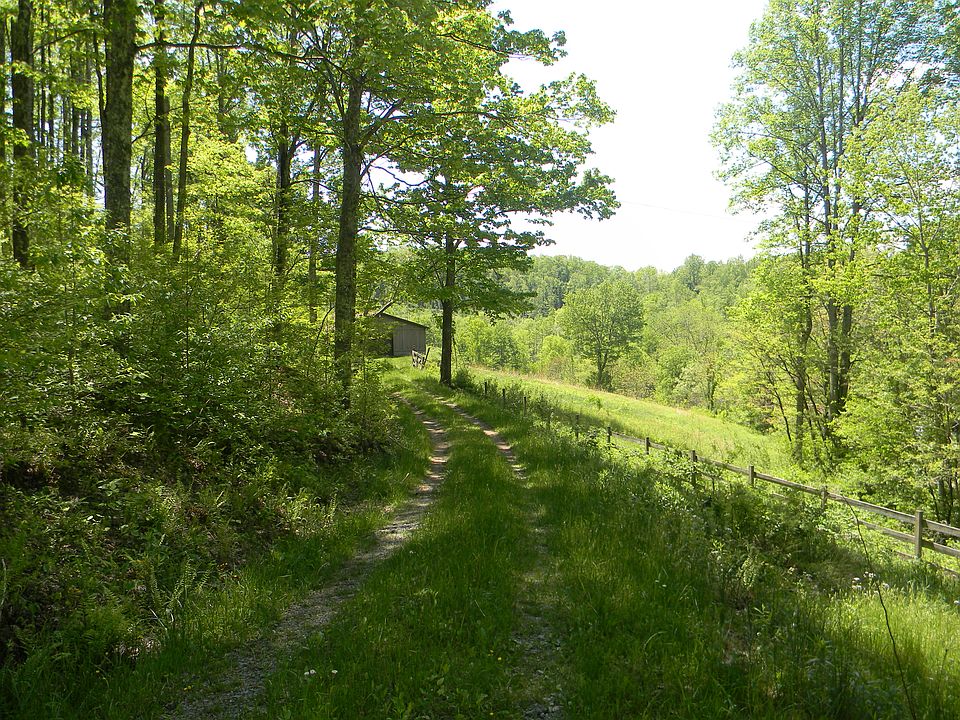 1st image of 1480 Irish St