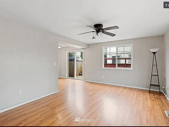 3rd image of 6401 79th Pl NE