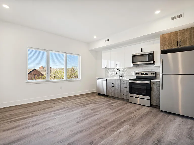 1420 Point Breeze Avenue — Photo 18