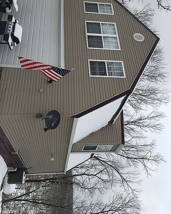 2nd image of 6475 Eades Dr