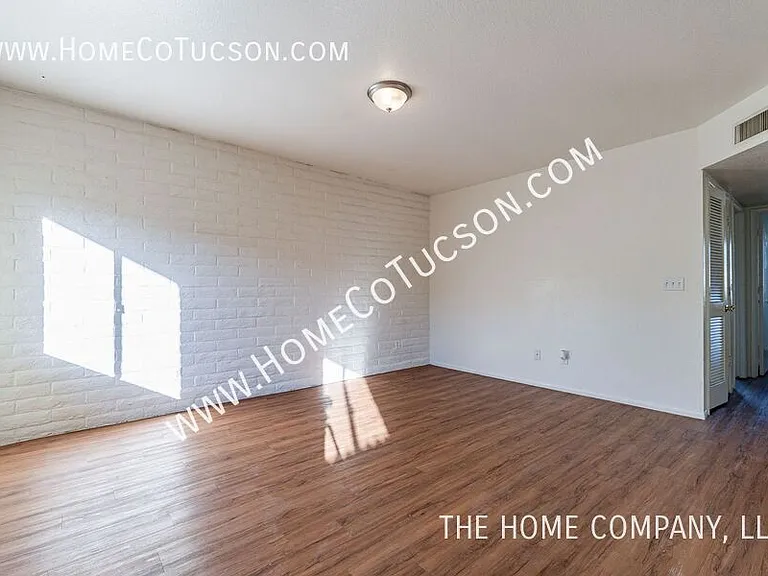 2511 N Fontana Ave — Photo 10