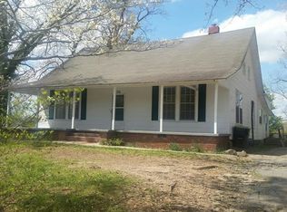 314 S 11th Ave, Lanett, AL 36863