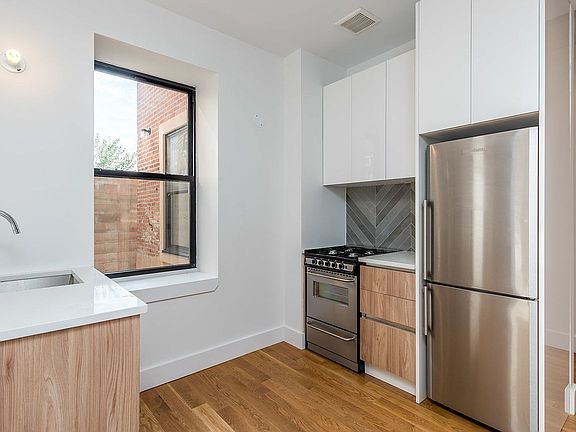 4th image of 724 5th Ave #1C