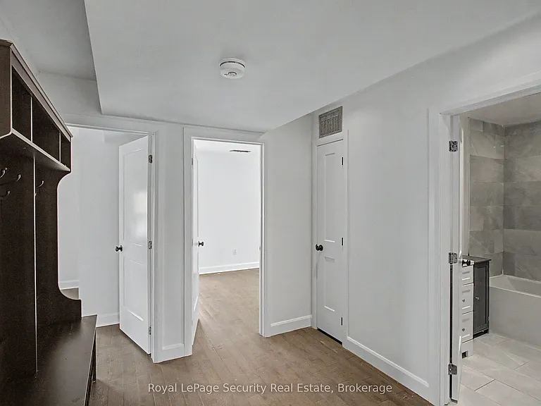 226 Lauder Ave #2 — Photo 11