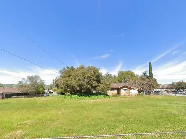 8932 1st St, Santee, CA 92071