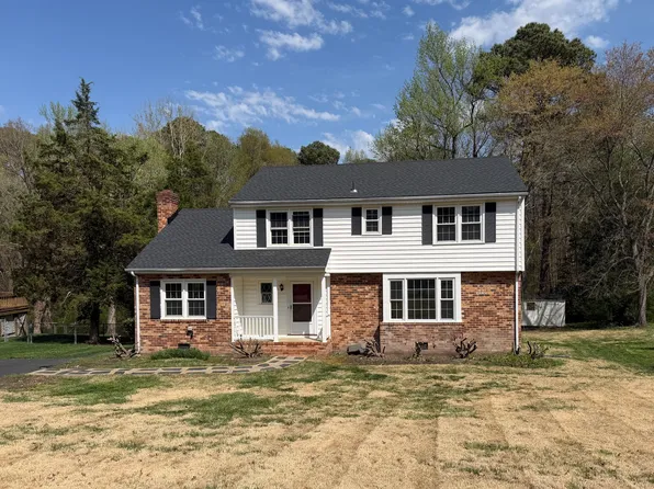 11402 Creekside Dr, Henrico, VA 23238