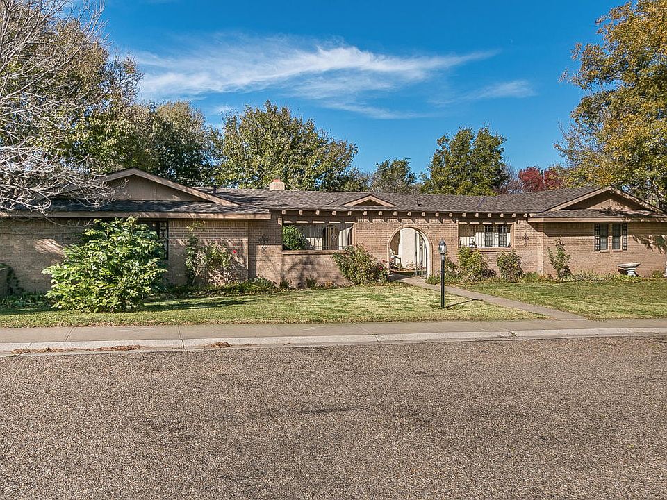 1st image of 9 Dellwood Ln