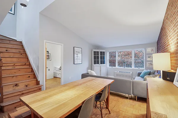 Rented by Compass | media 4