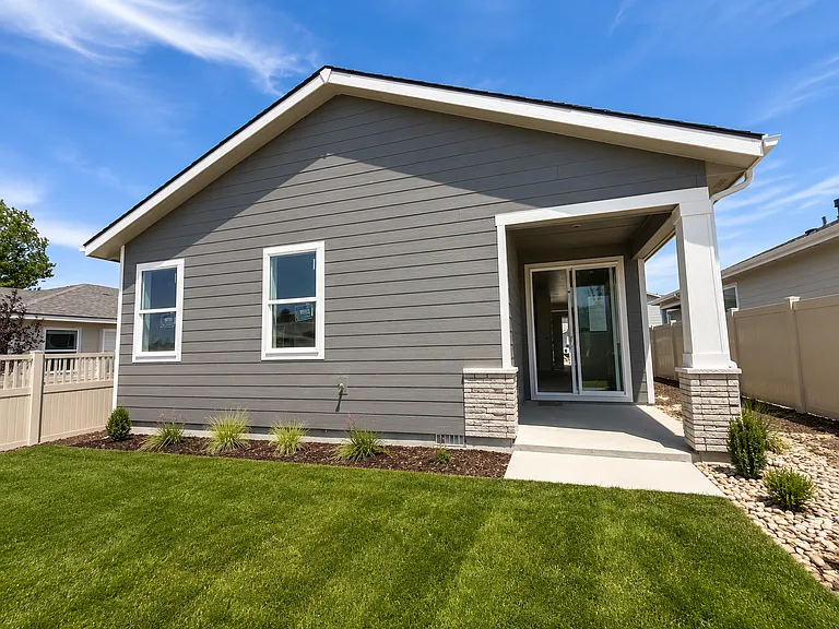4677 W Quarterhorse Ln — Photo 3