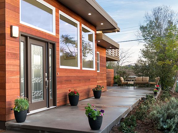 2nd image of 1020 Camino Magenta