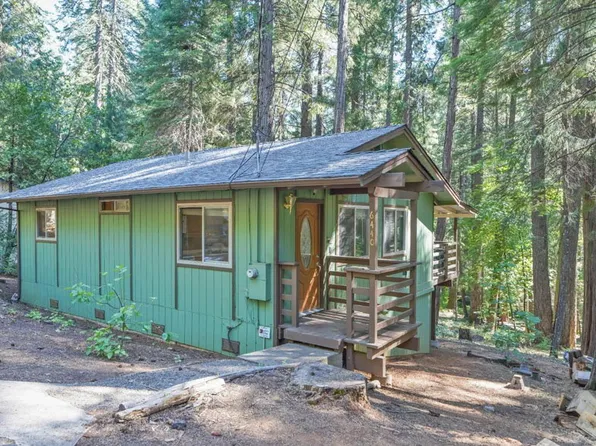 6440 Zircon Dr, Pollock Pines, CA 95726