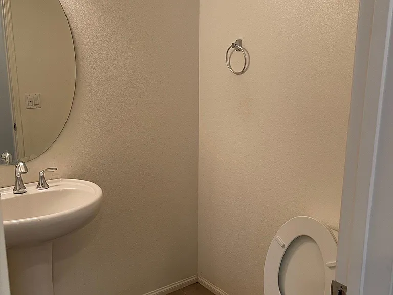 17020 Independence Way — Photo 27