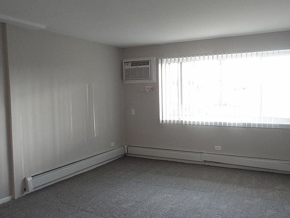 3rd image of 5740 East Ave APT 1D