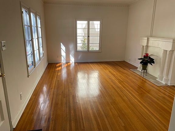 2nd image of 1522 S Beverly Dr #1522