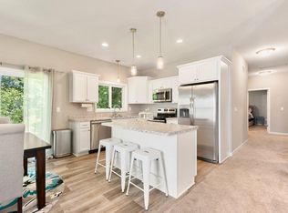 4660 Manchester Rd, Mound, MN 55364