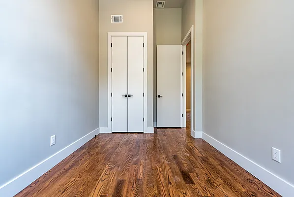 Rented by Nooklyn NYC LLC | media 10