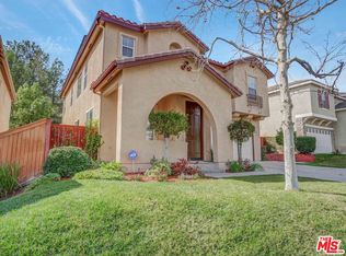 28601 Silverking Trl, Saugus, CA 91390