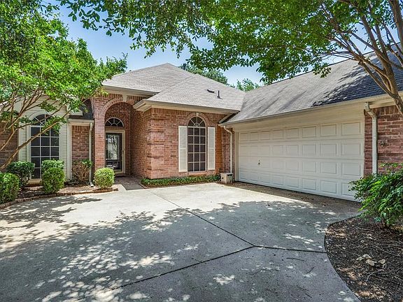 2nd image of 7009 Echo Lake Ct