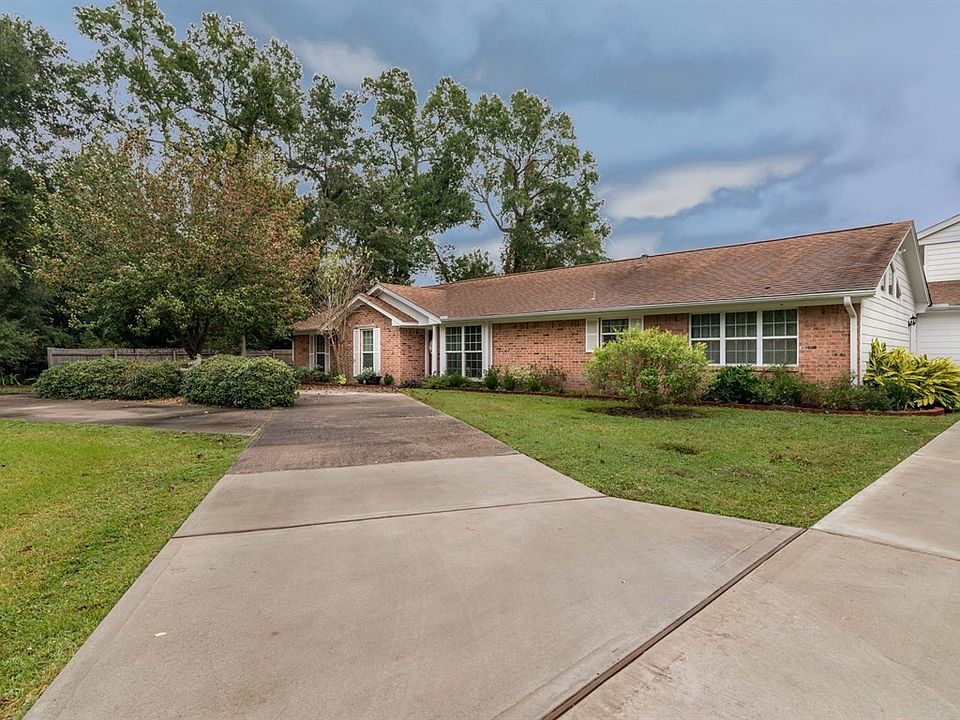 1st image of 4469 Shady Lake Dr