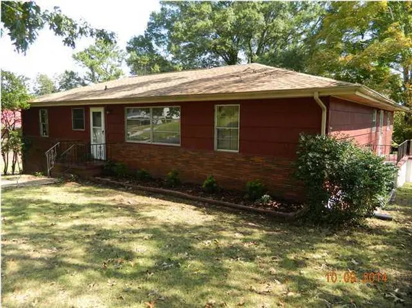904 Woodmore Ter, Chattanooga, TN 37411