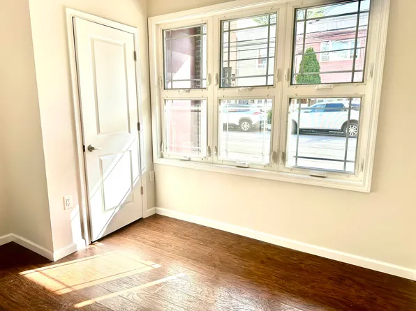 40 Vroom Street image 4 of 22