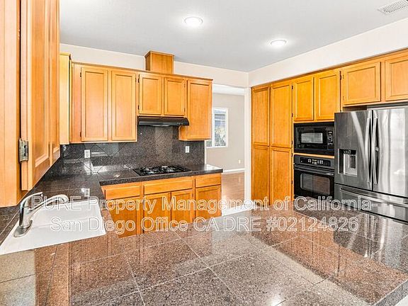 5th image of 1073 Princess Kyra Pl