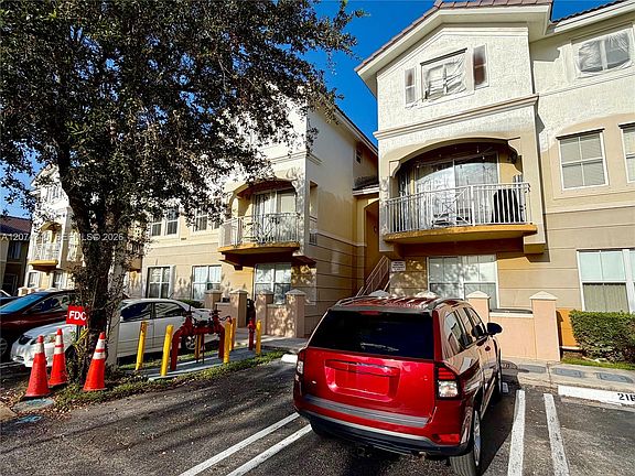 5th image of 8964 W Flagler St APT 107