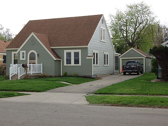 2nd image of 216 Schuyler Dr
