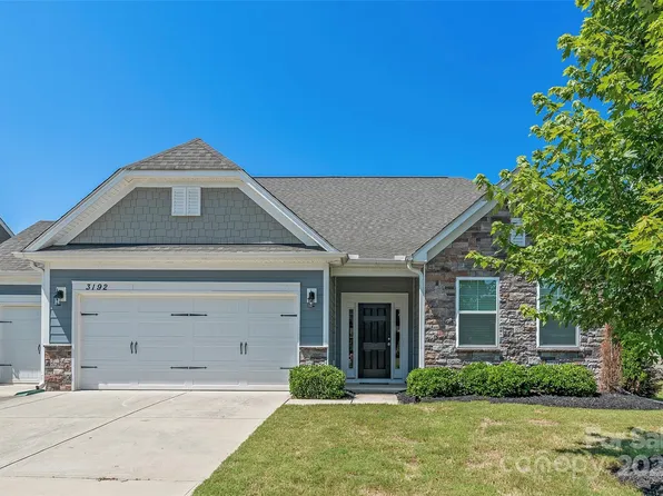 3192 Delaware Dr, Denver, NC 28037