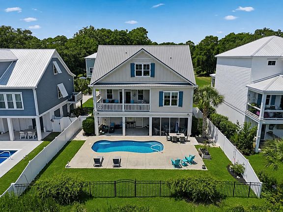 4th image of 82 Marsh Grass Way