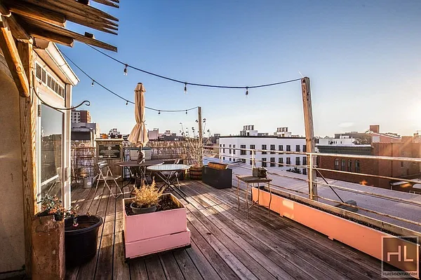 Rented by Highline Residential | media 22
