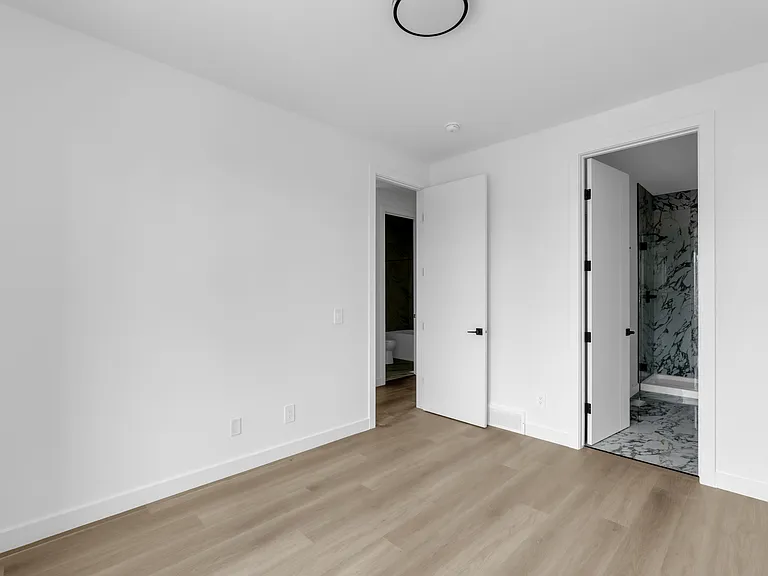 2702 25th Ave SW — Photo 22