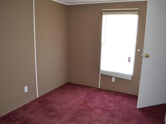 5th image of 1116 Santistevan Ct SE