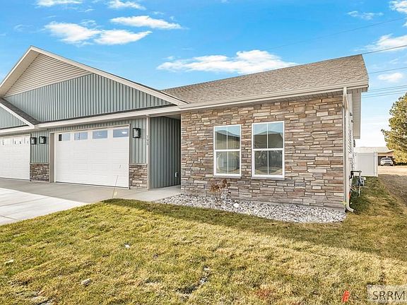 2nd image of 795 Lindey Ln