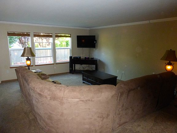 5th image of 14107 48th Dr SE