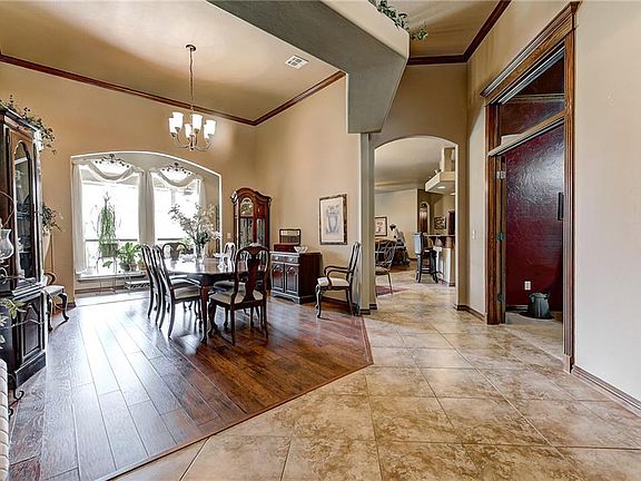 3rd image of 3108 Westbury Glen Blvd