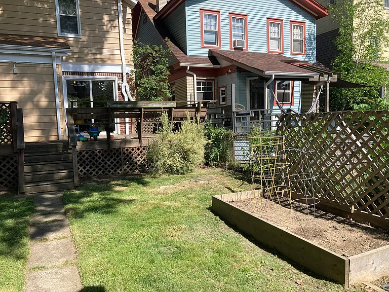 526 Mifflin Ave — Photo 16