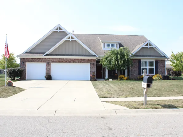 4623 W Waterway Dr, New Palestine, IN 46163