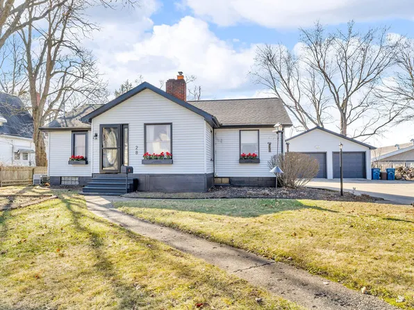 28 Willard Ave E, Battle Creek, MI 49037
