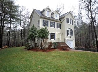 40 Battle Flagg Rd, Bedford, MA 01730