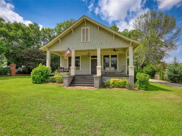 5143 Floyd St NE, Covington, GA 30014