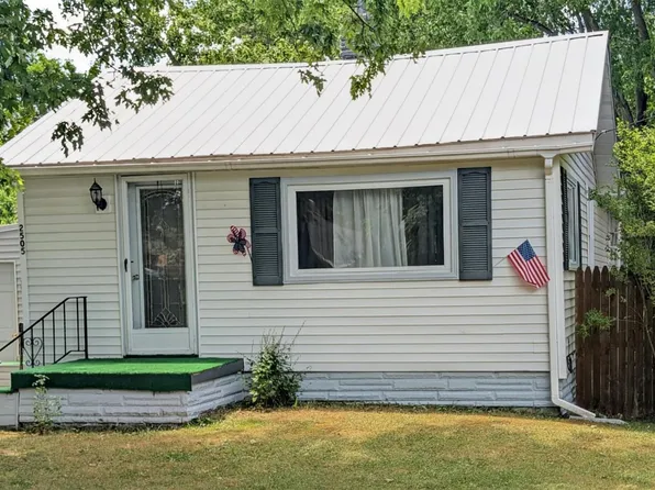 2505 Egleston Ave, Burton, MI 48509